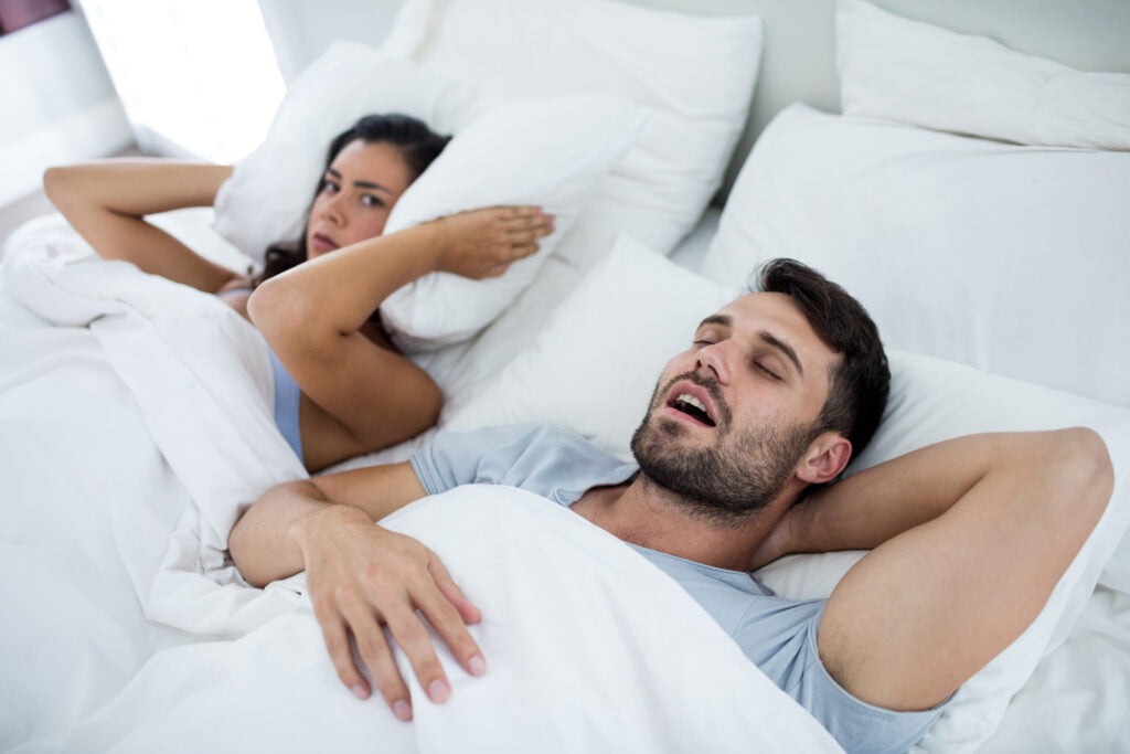 what causes snoring