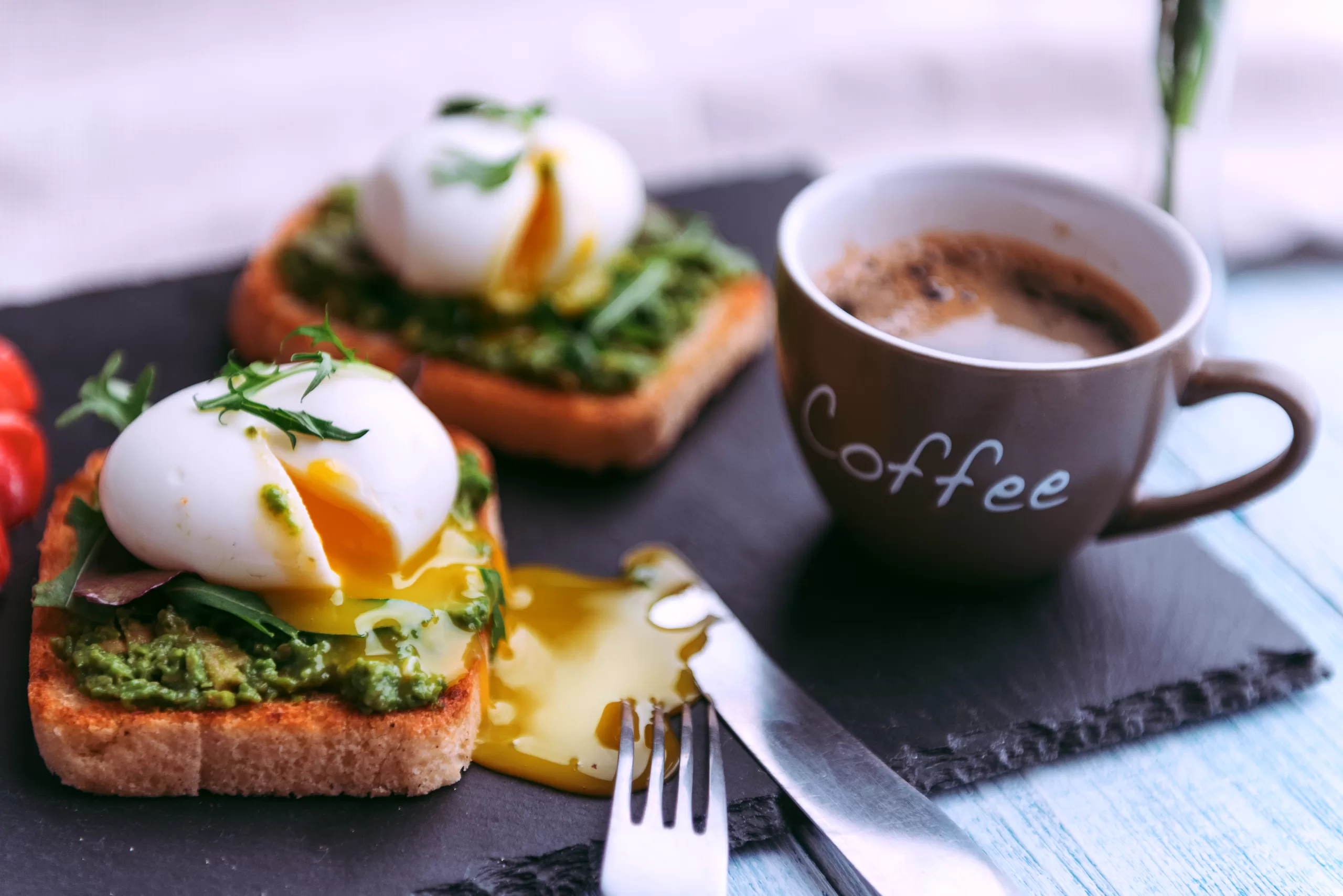 healthy breakfast idea with eggs